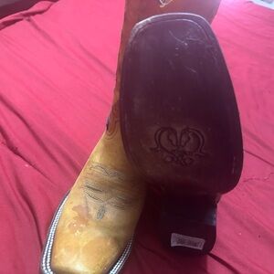 Men's Tan Leather Western Boots - Classic Cowboy Style